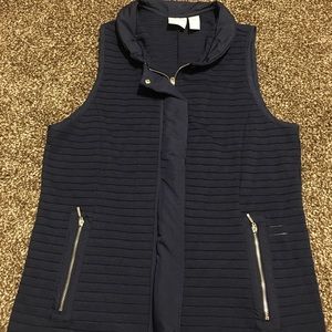 Zenergy by Chico’s zip up vest navy blue sz 0